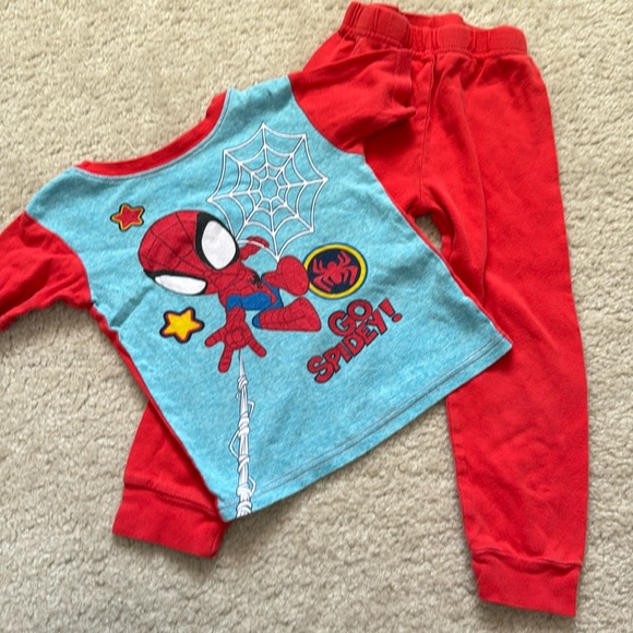 Toddler Boys Spiderman Pajama Set - Short Sleeve Shirt and Pants - Size 5T - Picture 1 of 7